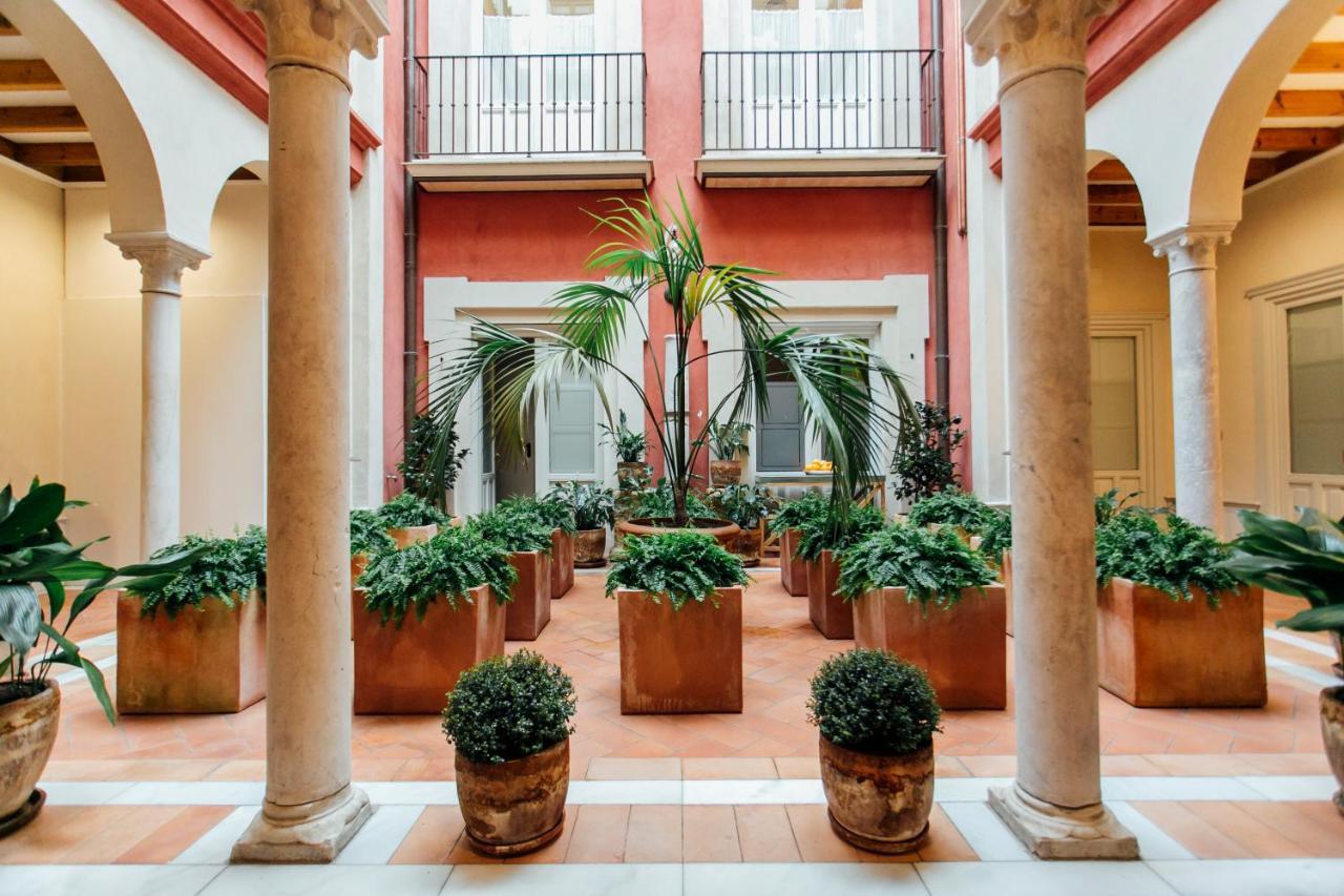 Casa Patio Del Siglo XIX Lejlighedshotel Sevilla Eksteriør billede
