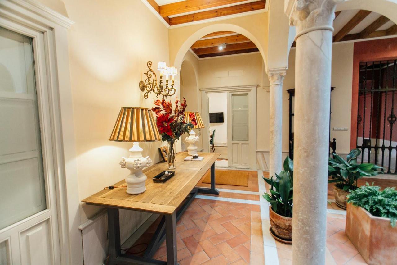 Casa Patio Del Siglo XIX Lejlighedshotel Sevilla Eksteriør billede